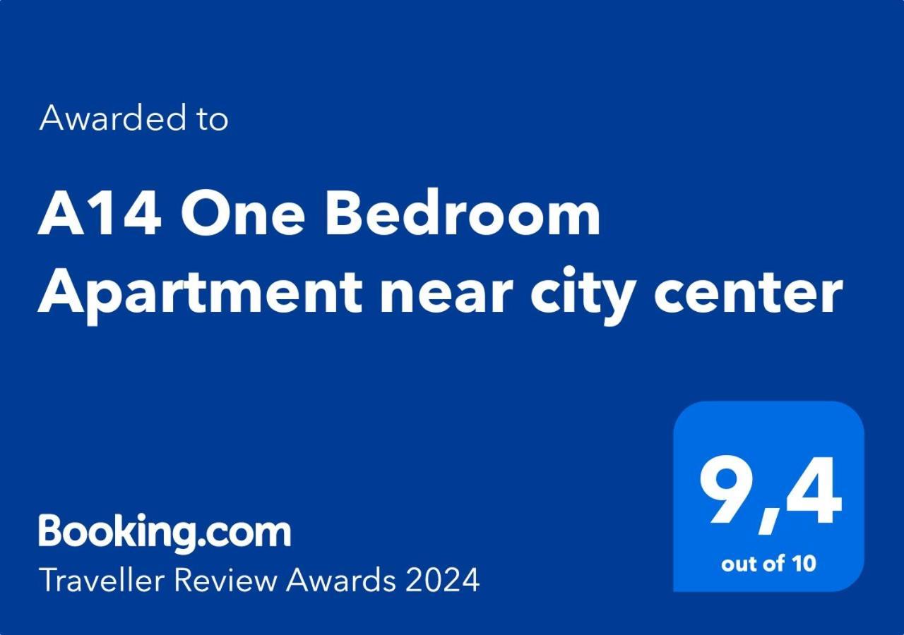 A14 Three Bed Apartment City Center Heidenheim an der Brenz Esterno foto