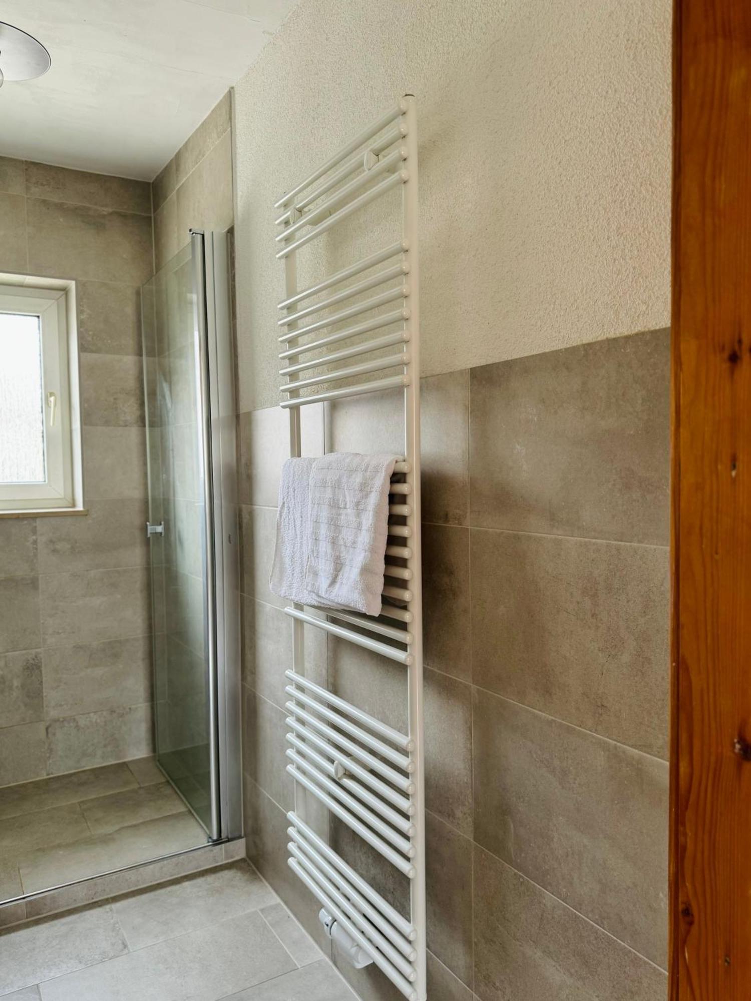 A14 Three Bed Apartment City Center Heidenheim an der Brenz Esterno foto